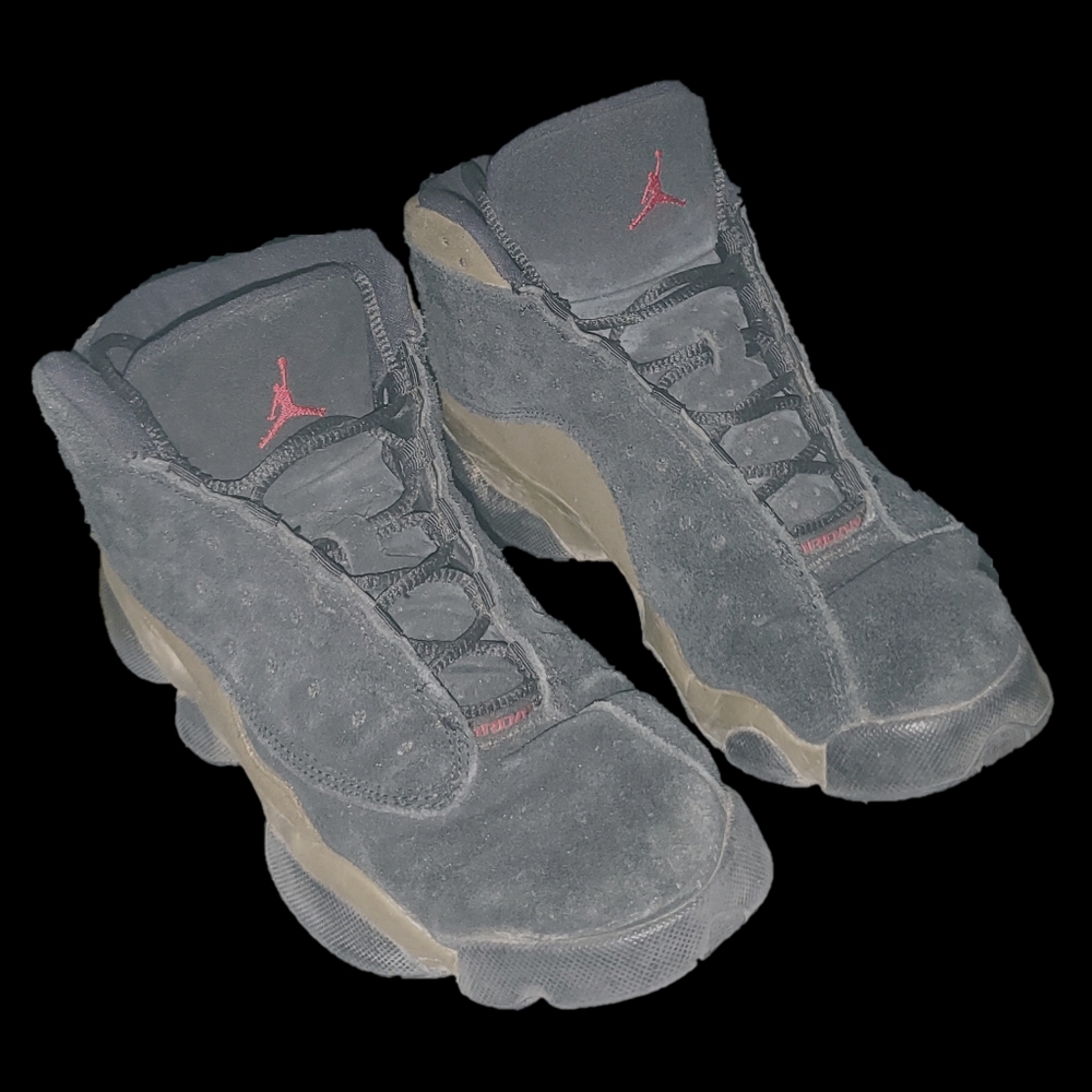 Jordans black & olive green limited edition youth 6 shoes